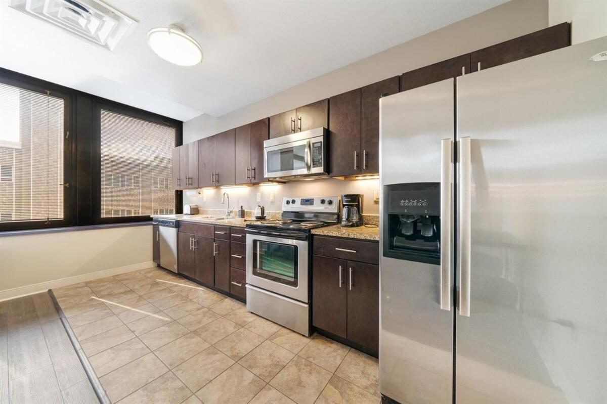 Modern Chic Heart Of Pittsburgh 24-7 Parking Gym Lounge Apartment Exterior photo