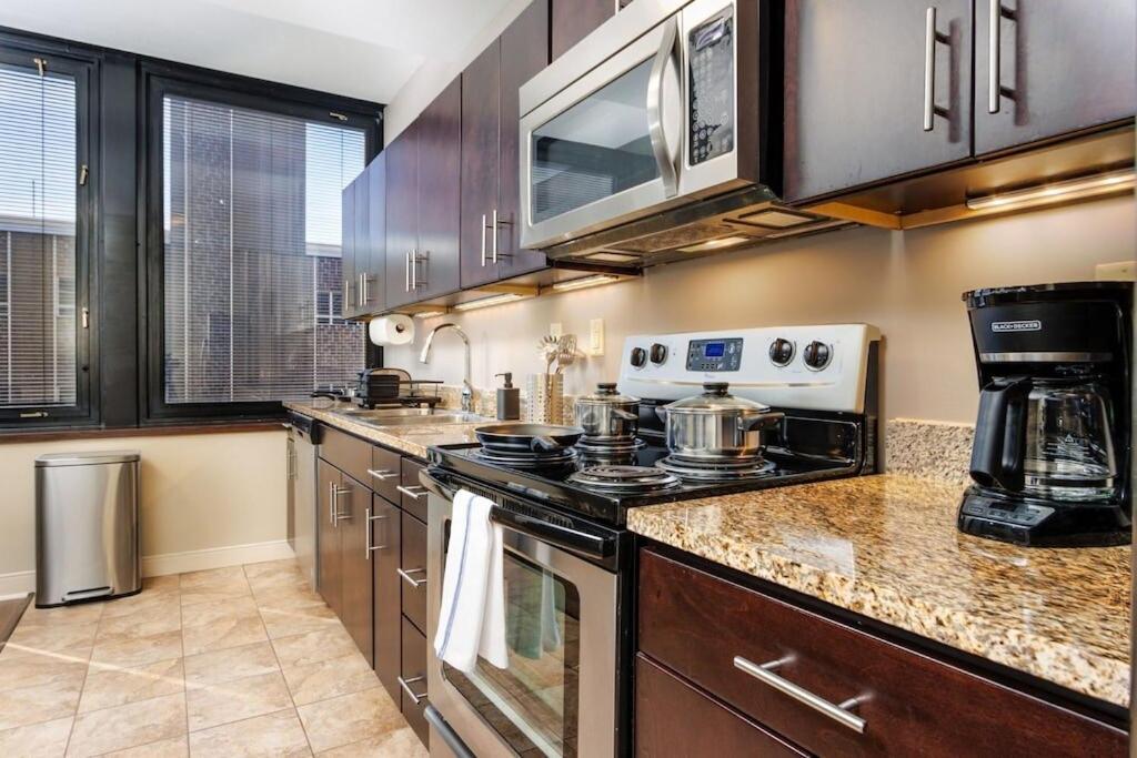 Modern Chic Heart Of Pittsburgh 24-7 Parking Gym Lounge Apartment Exterior photo