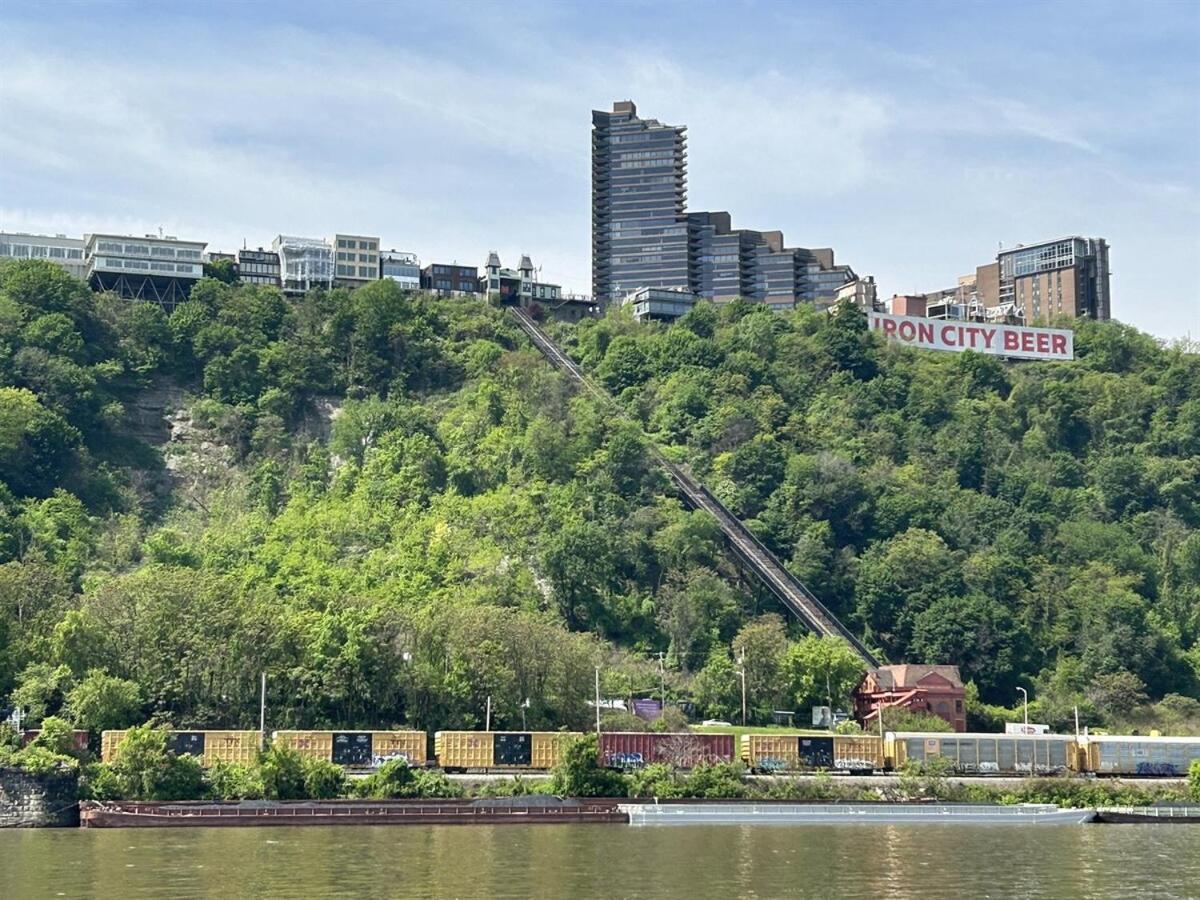 Modern Chic Heart Of Pittsburgh 24-7 Parking Gym Lounge Apartment Exterior photo